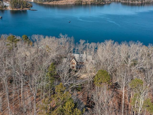 Photo of 213 Jocassee Point Road