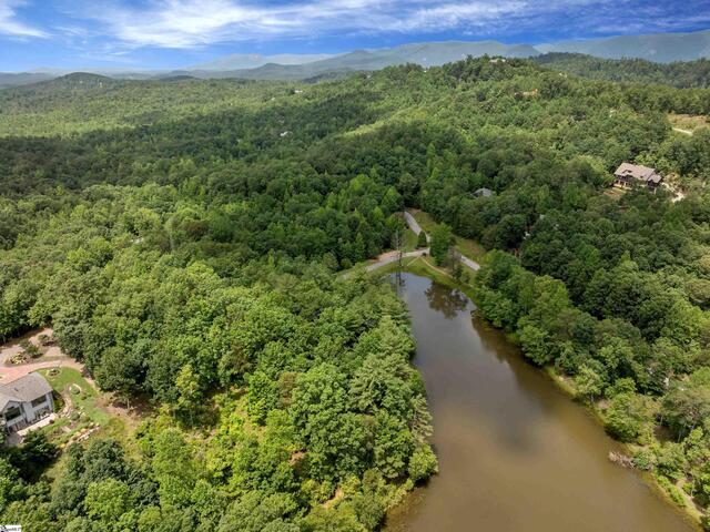 Photo of 25 Lakes Edge Way