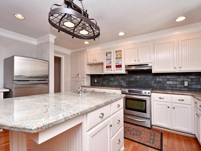 Photo of 513 Hedgewood Terrace