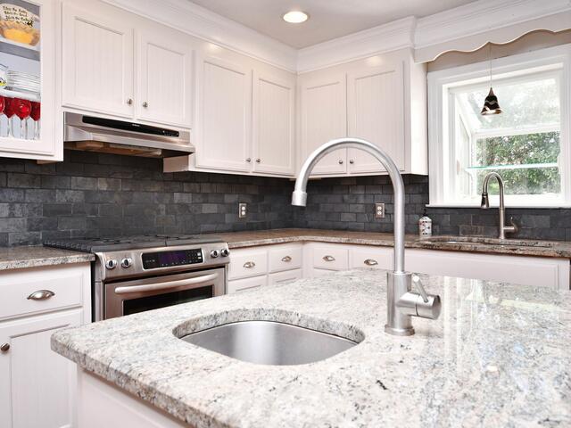 Photo of 513 Hedgewood Terrace