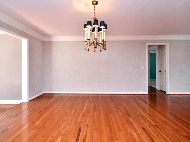 Photo of 513 Hedgewood Terrace