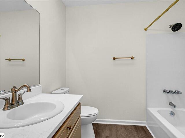 Photo of 303 Dunwoody Drive