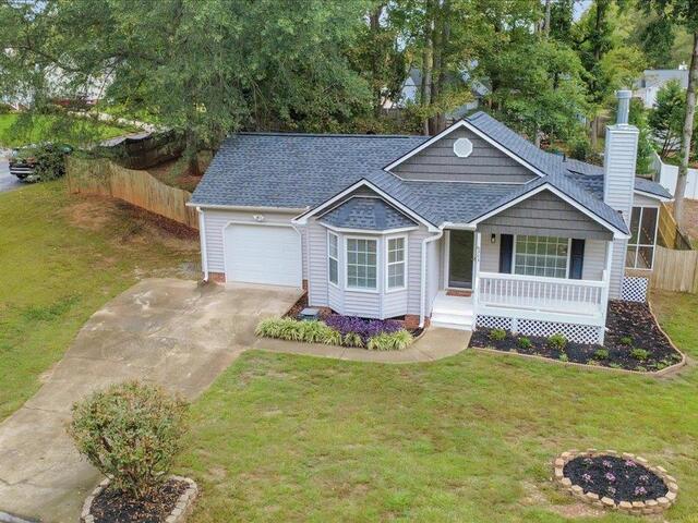 Photo of 303 Dunwoody Drive