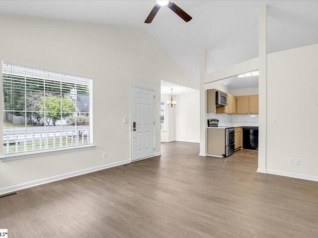 Photo of 303 Dunwoody Drive