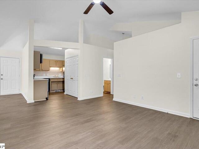 Photo of 303 Dunwoody Drive