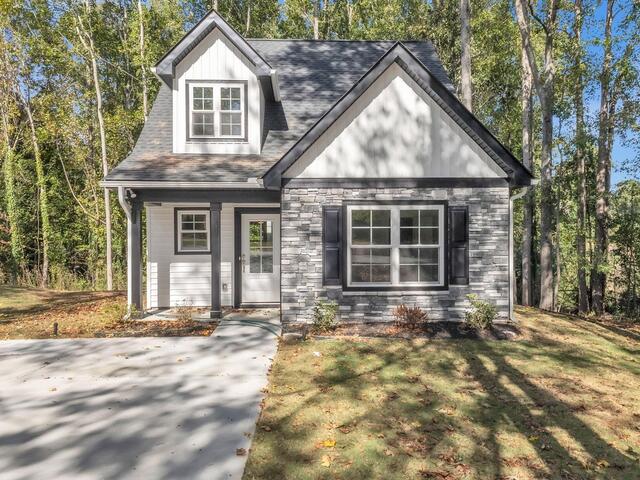 Photo of 230 Saluda Street