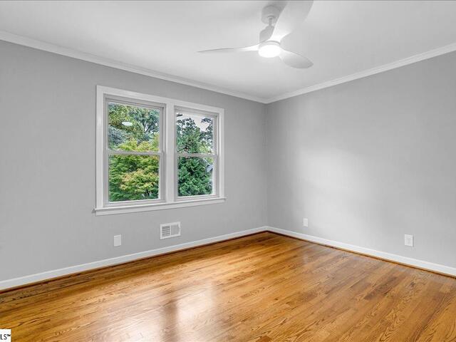 Photo of 110 Oakview Drive