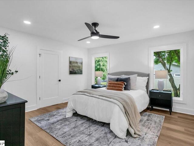 Photo of 2 Dahlglen Avenue