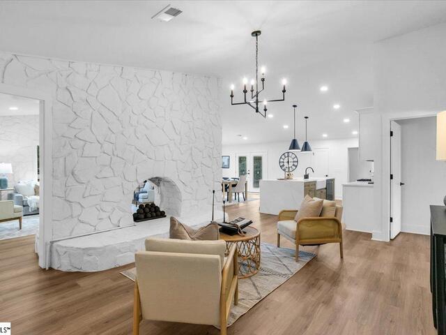 Photo of 2 Dahlglen Avenue