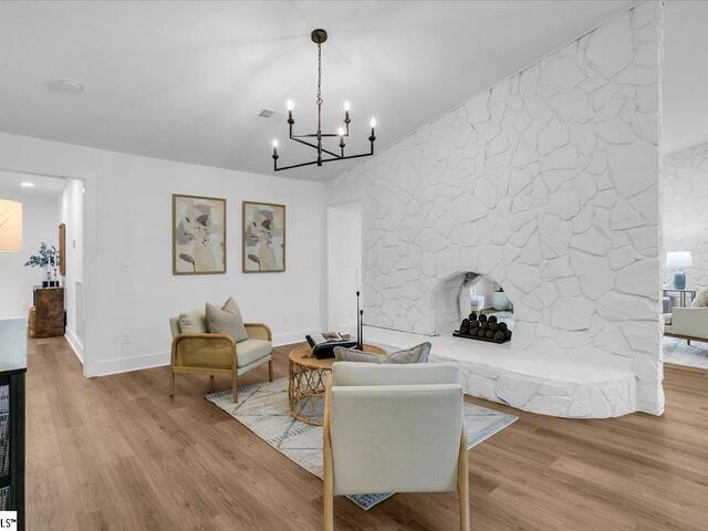 Photo of 2 Dahlglen Avenue