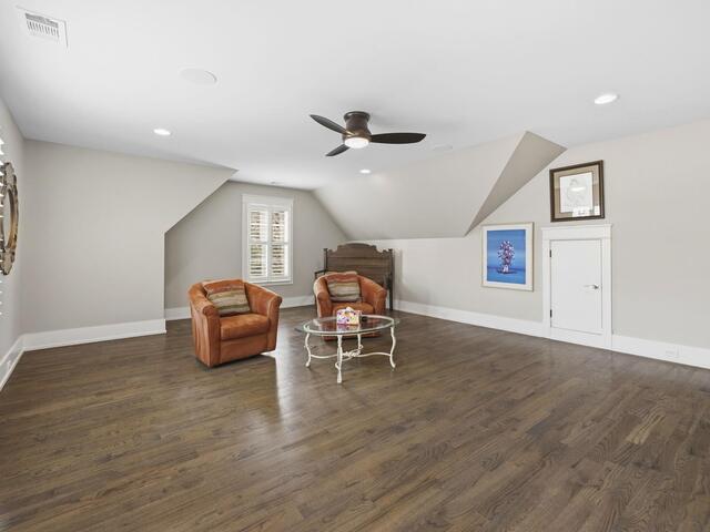 Photo of 15 Thistle Brook Court