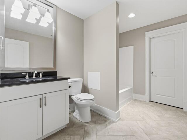 Photo of 15 Thistle Brook Court