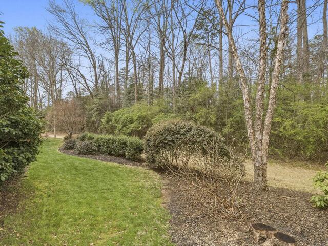 Photo of 15 Thistle Brook Court