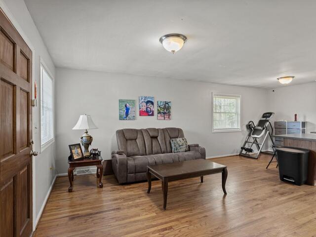 Photo of 40 Westview Avenue