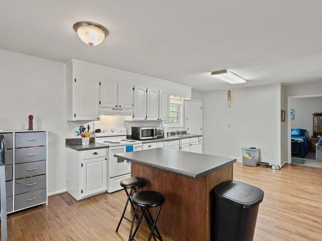 Photo of 40 Westview Avenue