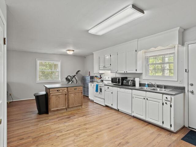 Photo of 40 Westview Avenue