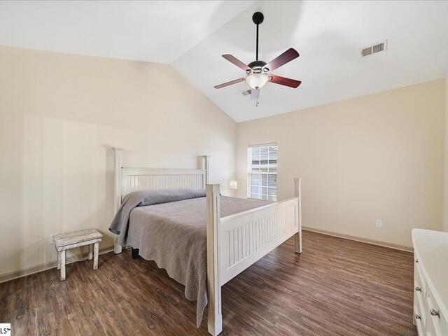 Photo of 102 Teakwood Court