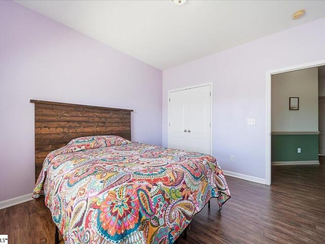 Photo of 102 Teakwood Court