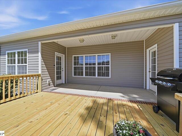 Photo of 102 Teakwood Court