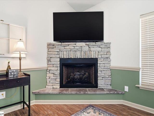 Photo of 102 Teakwood Court