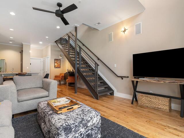 Photo of 101 W Court Street