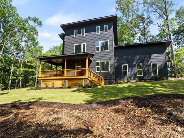 Photo of 645 Canterbury Road