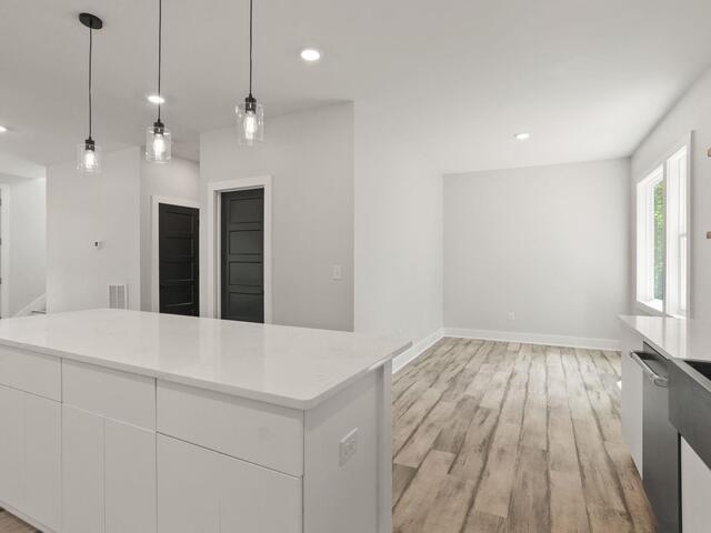 Photo of 645 Canterbury Road