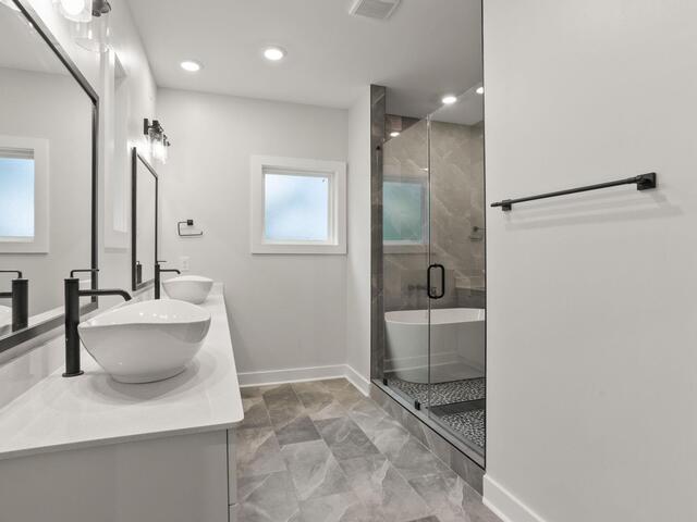 Photo of 645 Canterbury Road