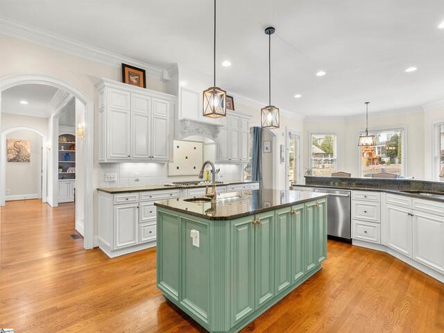 Photo of 128 Ramsford Lane