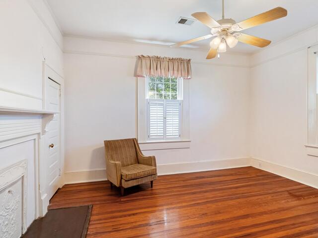 Photo of 221 N Mountain Street