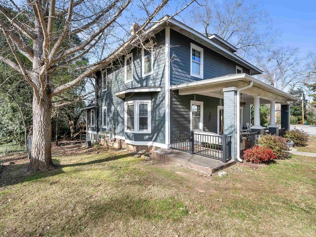 Photo of 221 N Mountain Street