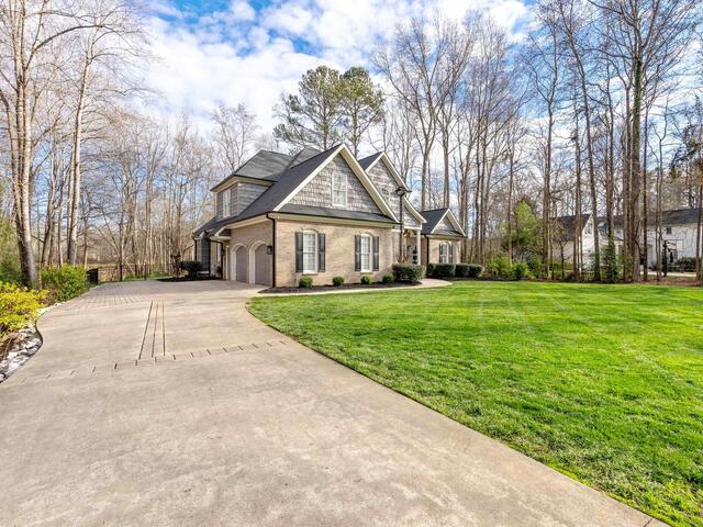 Photo of 102 Players Drive