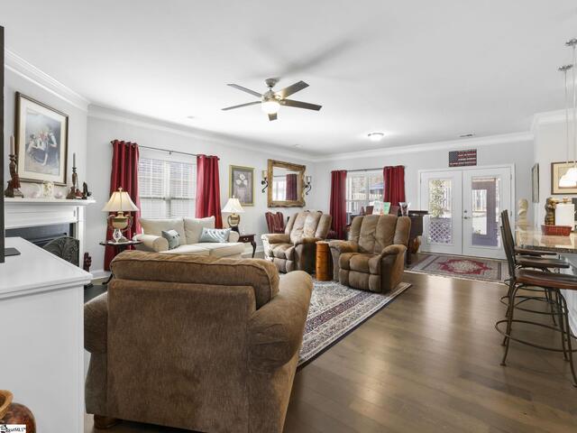 Photo of 965 Deepwood Court