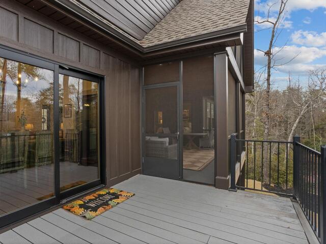 Photo of 918 Longshore Drive