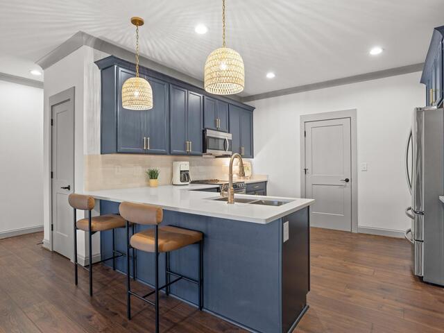 Photo of 918 Longshore Drive