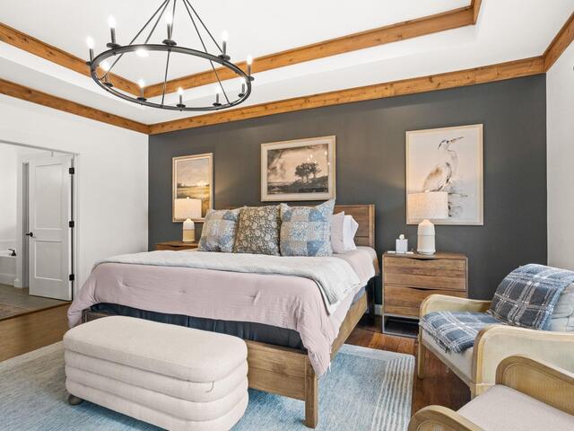 Photo of 918 Longshore Drive