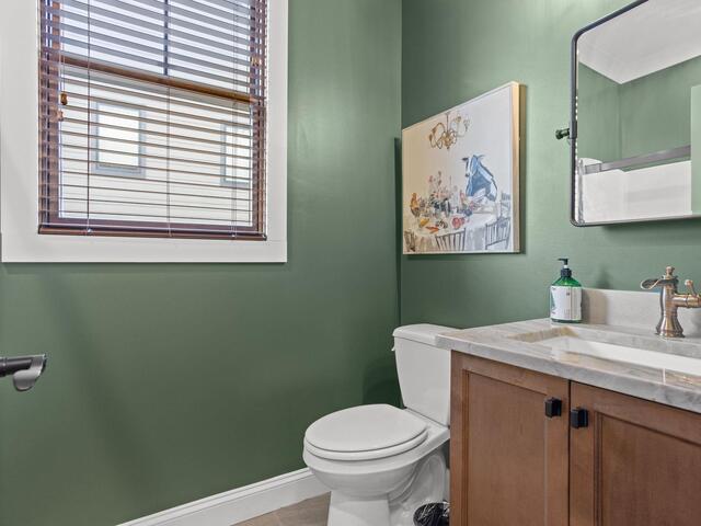 Photo of 918 Longshore Drive