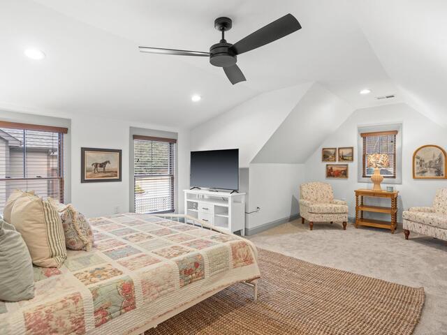 Photo of 918 Longshore Drive