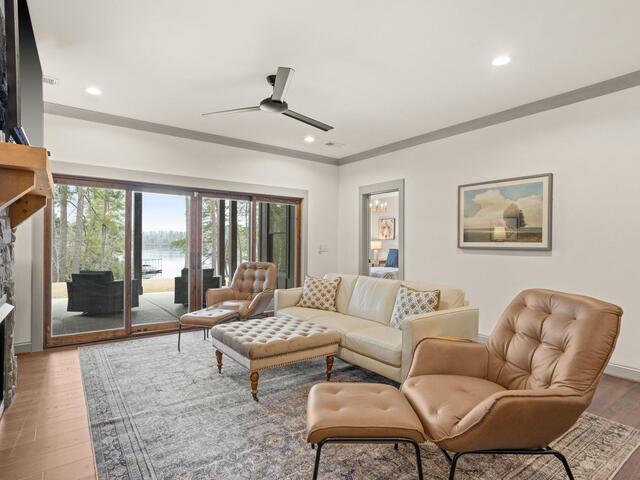 Photo of 918 Longshore Drive