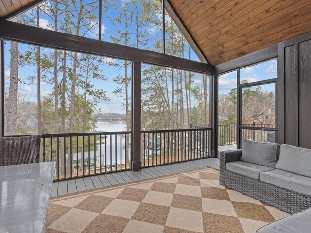 Photo of 918 Longshore Drive