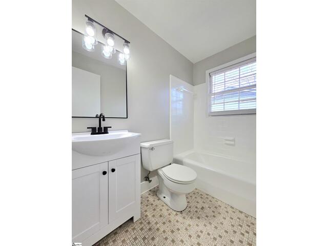 Photo of 102 Ikes Road