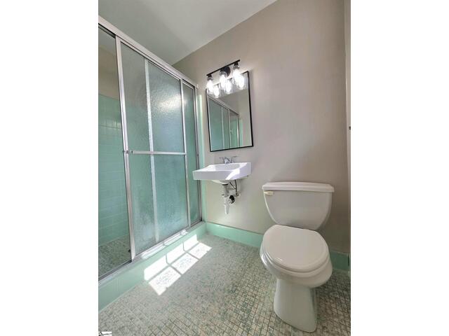 Photo of 102 Ikes Road