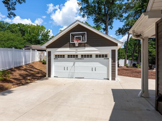 Photo of 106 Ramblewood Lane