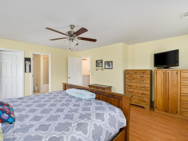 Photo of 418 Lily Pond Lane