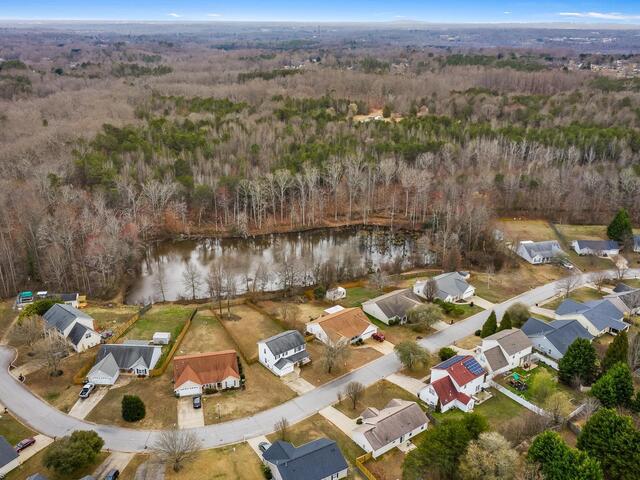 Photo of 418 Lily Pond Lane