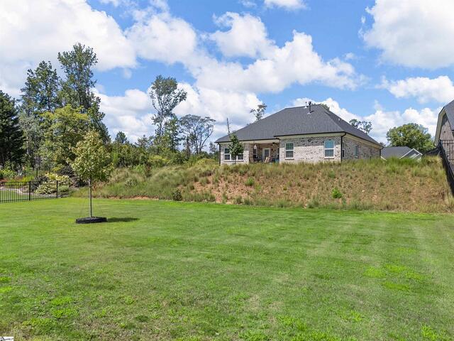 Photo of 308 Fox Brook Court