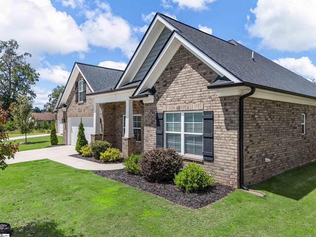 Photo of 308 Fox Brook Court