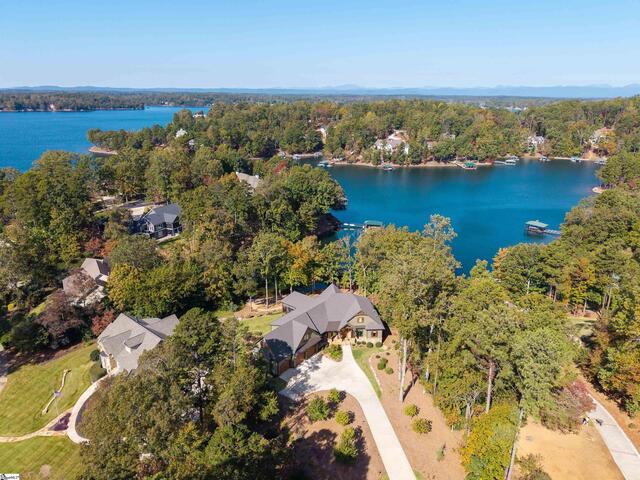 Photo of 144 E Waterford Drive