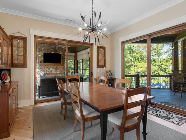 Photo of 144 E Waterford Drive