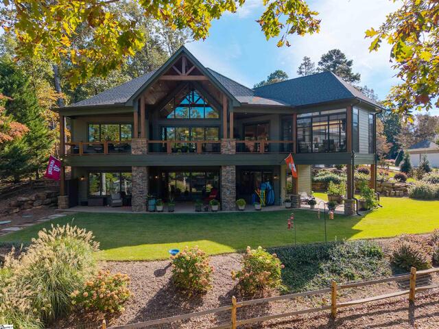 Photo of 144 E Waterford Drive